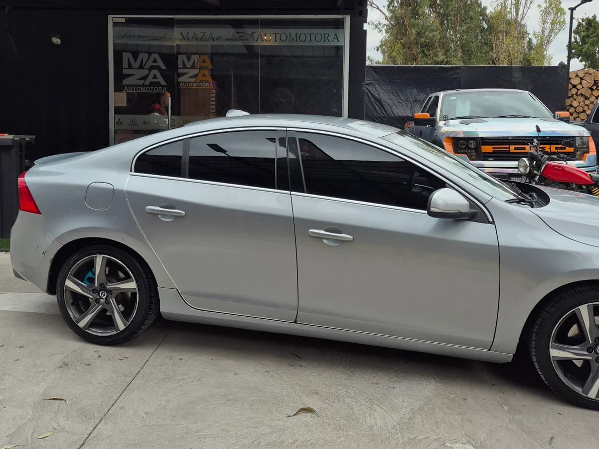 Volvo S60 t4 r Desing - Imagen 3