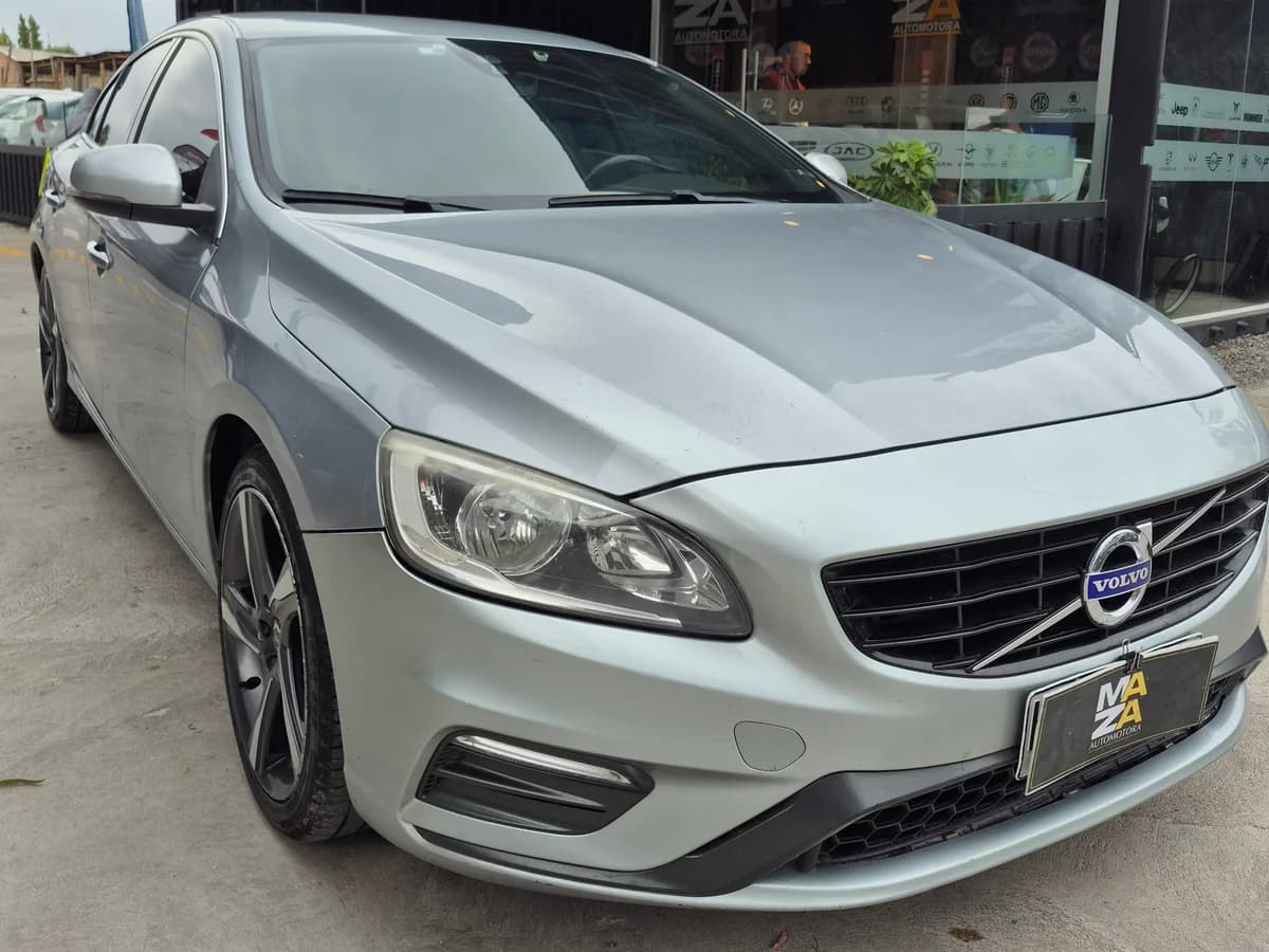 Volvo S60 t4 r Desing - Imagen 4