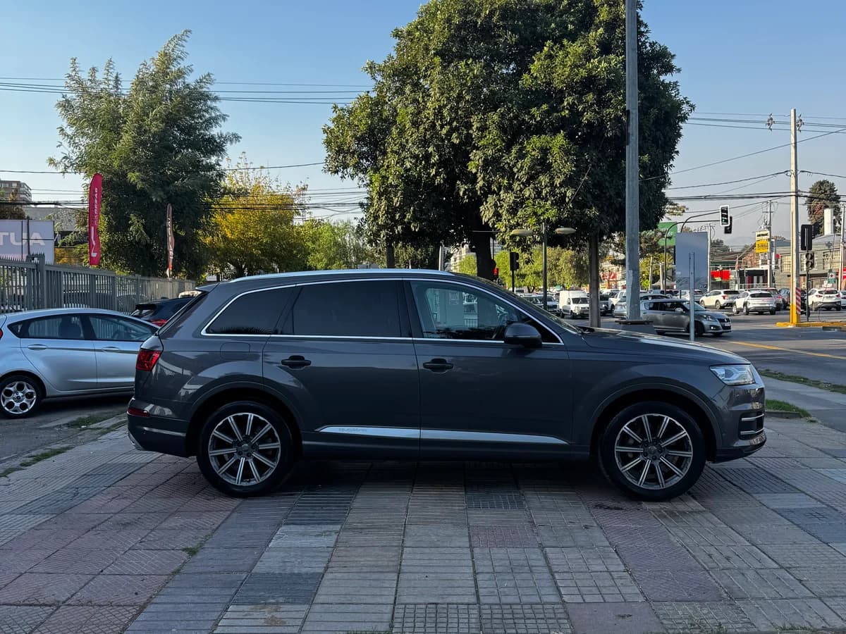 AUDI Q7 - Imagen 4