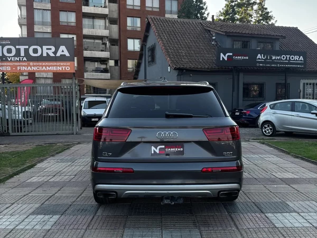 AUDI Q7 - Imagen 13
