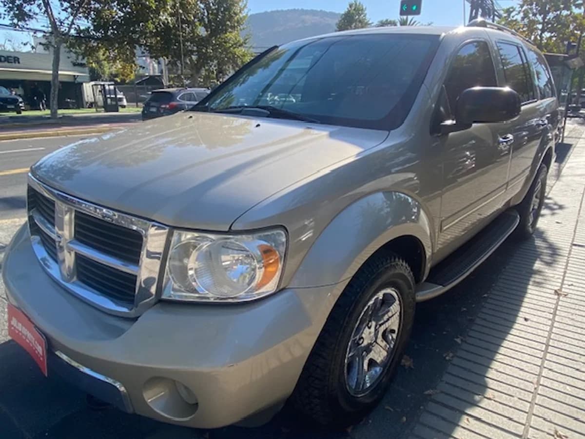 DODGE DURANGO Limited 5.7 cuero, 3 corridas 2010