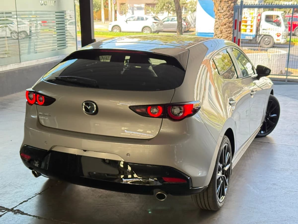 MAZDA NEW 3 SPORT 2.0 CORE AT - Imagen 3