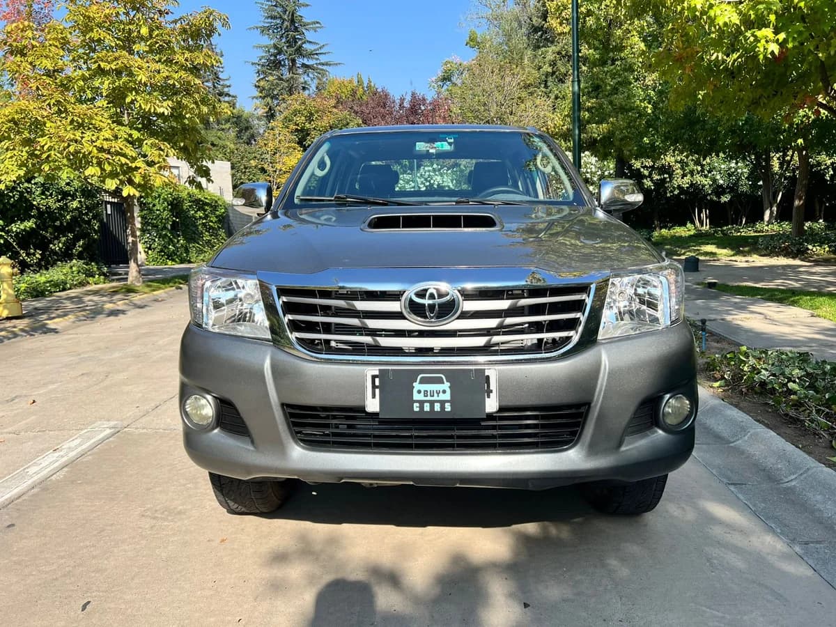 TOYOTA HILUX 2.5L DIESEL SR DC 4X2 - Imagen 4