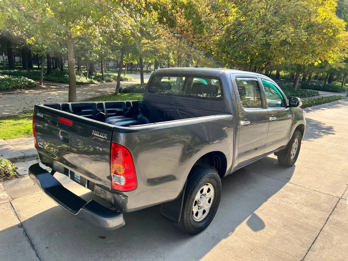 TOYOTA HILUX 2.5L DIESEL SR DC 4X2 (PERDIDA ASIMILADA) - Imagen 12