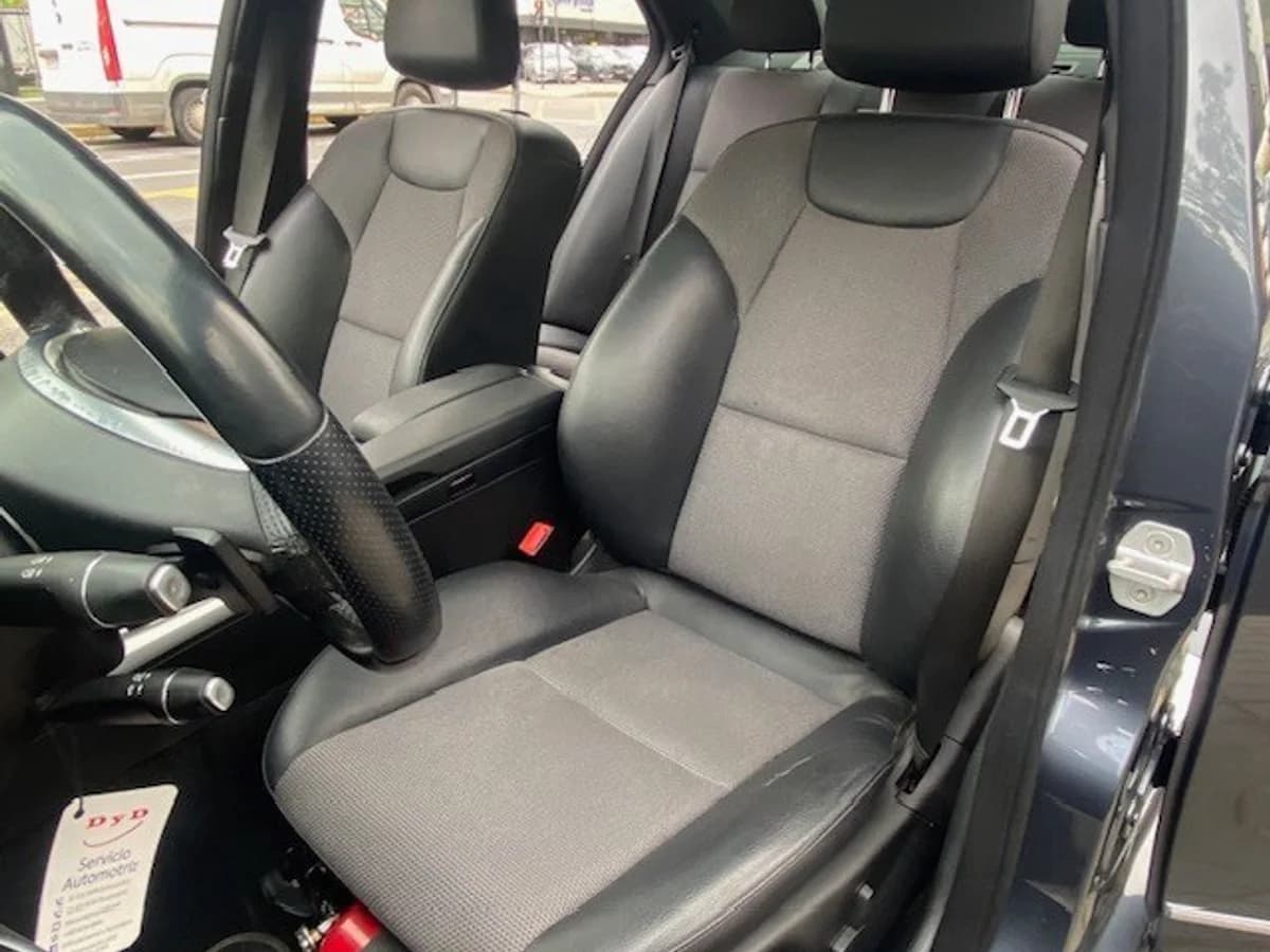 MERCEDES-BENZ C250 C250 CGI B. Eficiency 1.7 2013 - Imagen 17