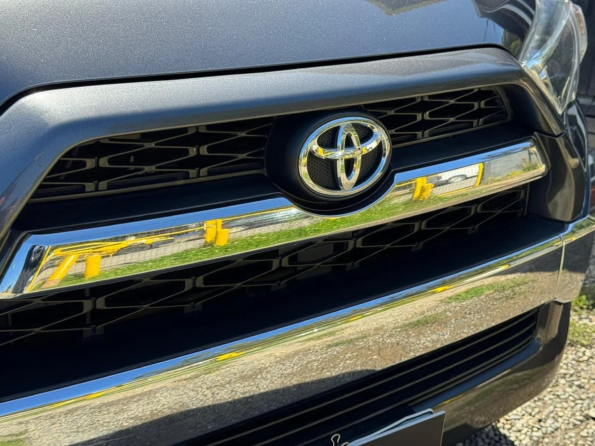 TOYOTA 4RUNNER LIMITED 4X4 - Imagen 4