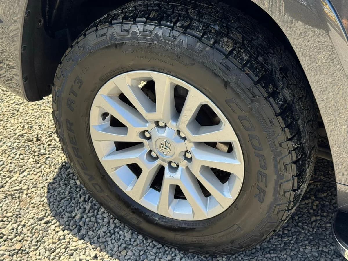 TOYOTA 4RUNNER LIMITED 4X4 - Imagen 11