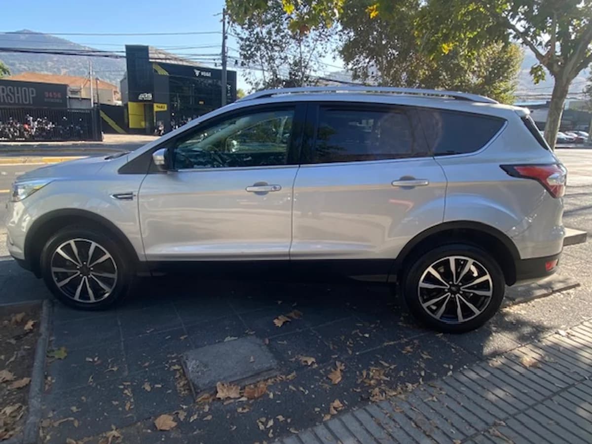 FORD ESCAPE 4x4 Limited 2.0 2020 - Imagen 9