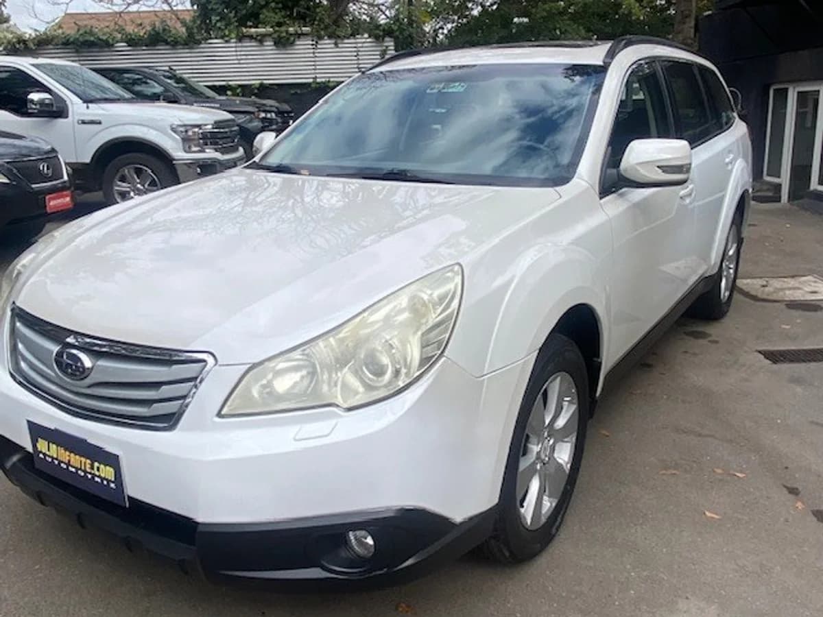 SUBARU OUTBACK 2.5 AWD 2010 - Imagen 1