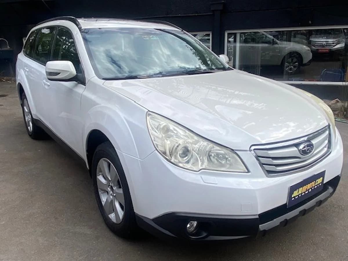 SUBARU OUTBACK 2.5 AWD 2010 - Imagen 3
