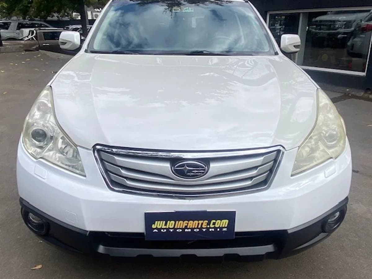 SUBARU OUTBACK 2.5 AWD 2010 - Imagen 5