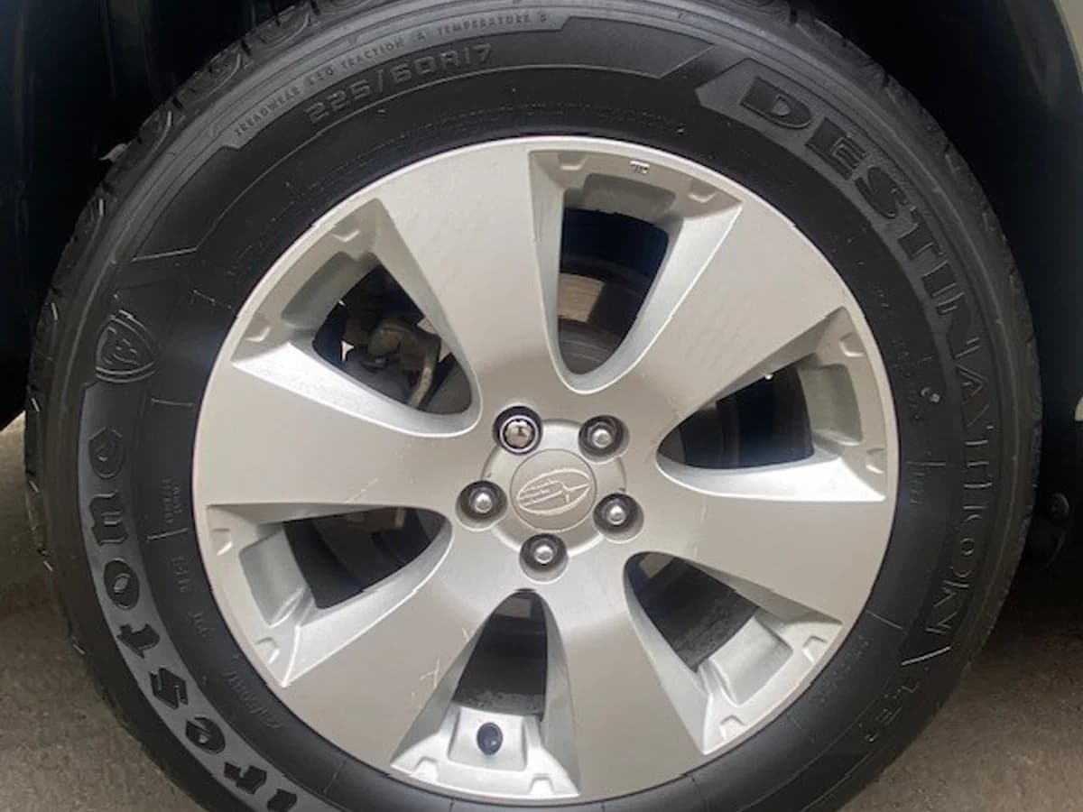 SUBARU OUTBACK 2.5 AWD 2010 - Imagen 9