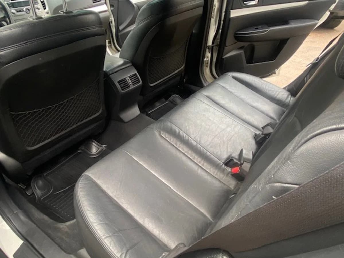 SUBARU OUTBACK 2.5 AWD 2010 - Imagen 18