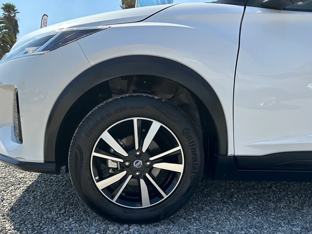 NISSAN KICKS 1.6 MANUAL SENSE, UNICO DUEÑO, MANTENCIONES - Imagen 9