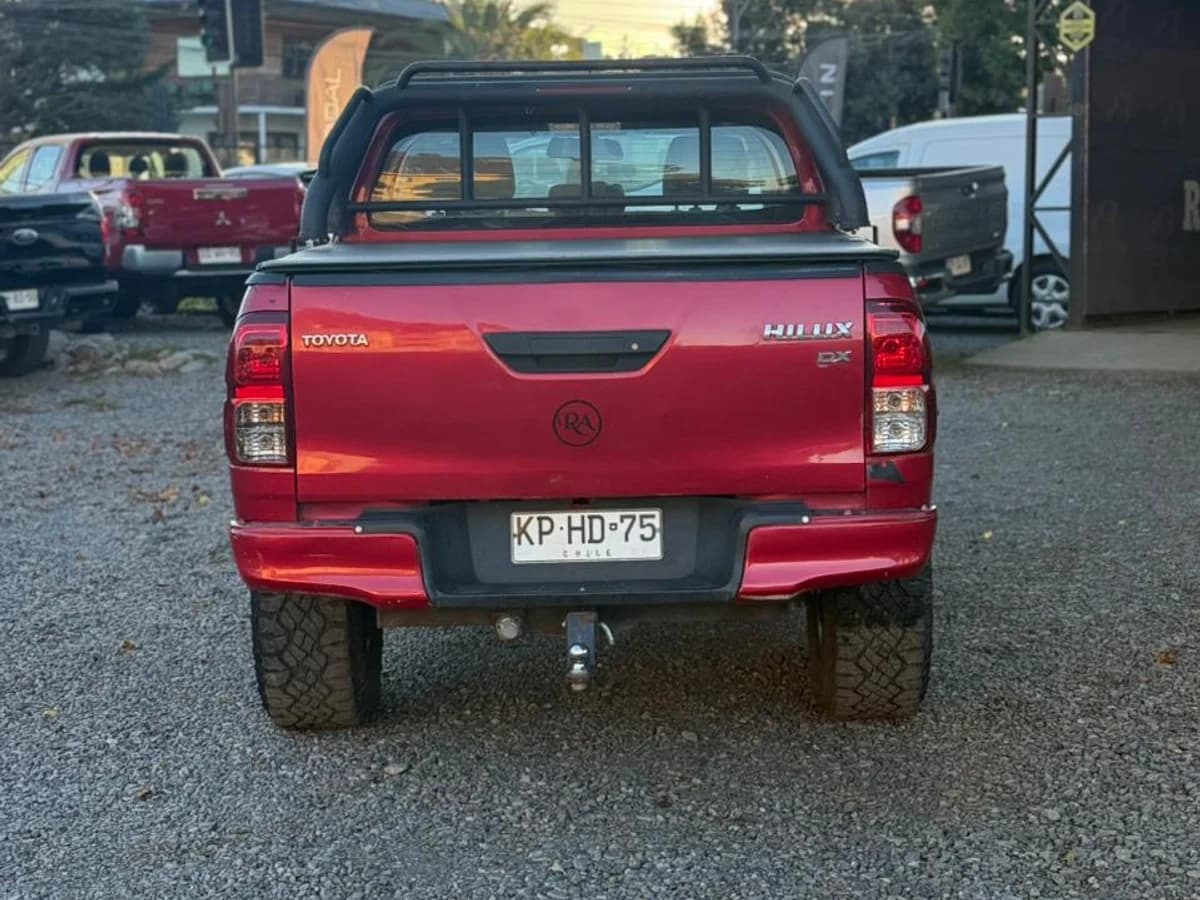 Toyota Hilux DX 4x4 2018 - Imagen 2