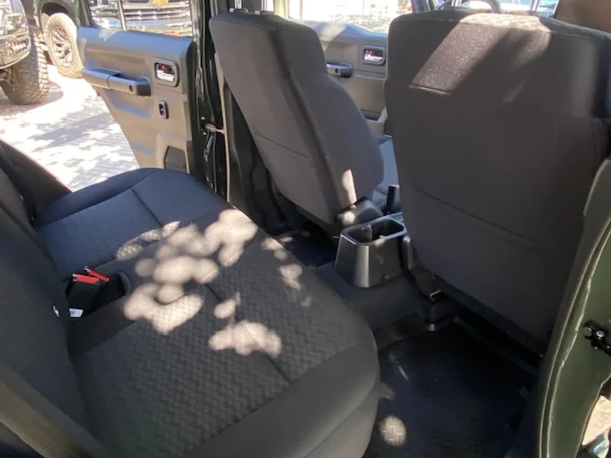 SUZUKI JIMNY 5P 1.5 AT GLX 2025 - Imagen 13