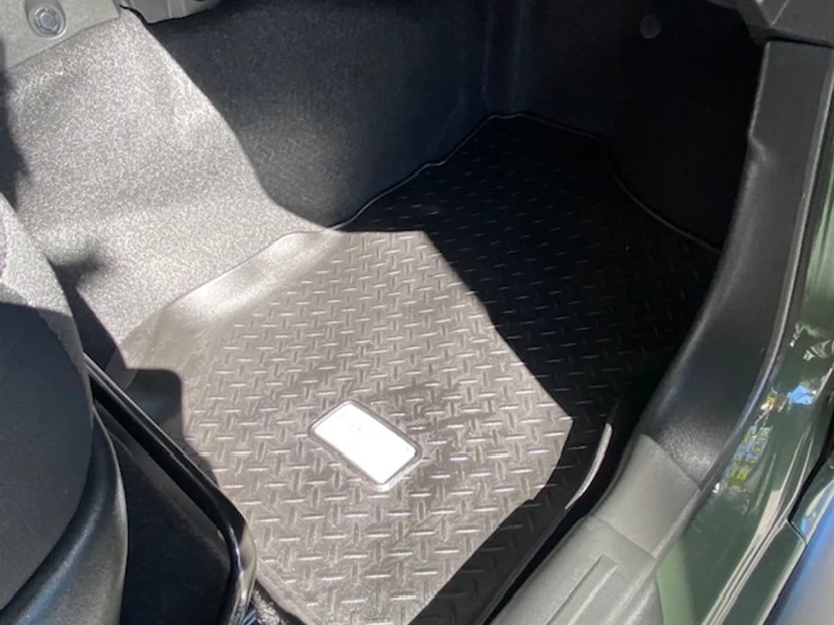 SUZUKI JIMNY 5P 1.5 AT GLX 2025 - Imagen 18