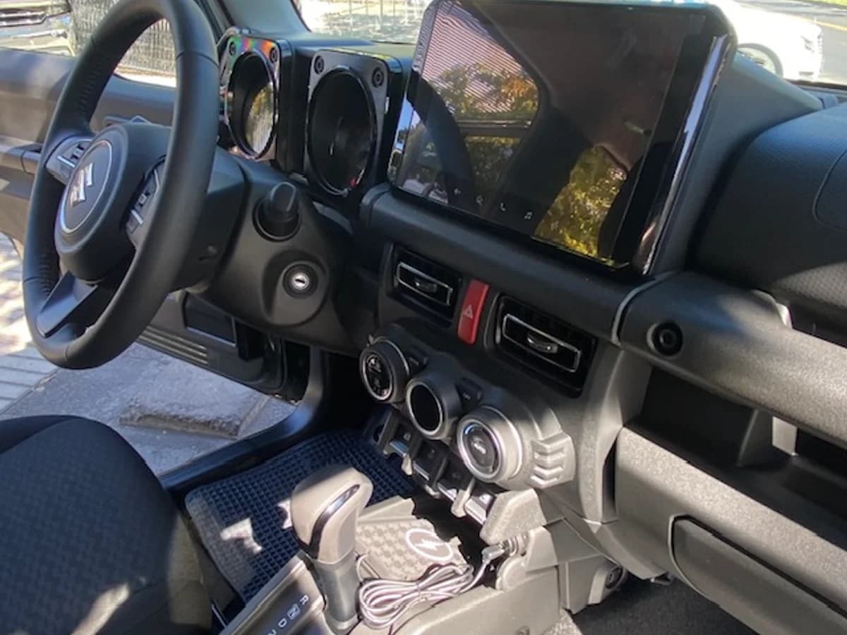 SUZUKI JIMNY 5P 1.5 AT GLX 2025 - Imagen 19