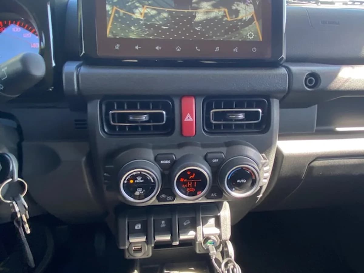 SUZUKI JIMNY 5P 1.5 AT GLX 2025 - Imagen 28