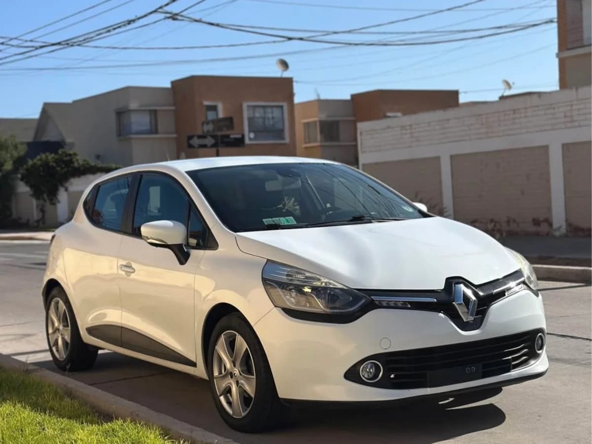 RENAULT CLIO 1.2 2016 - Imagen 1