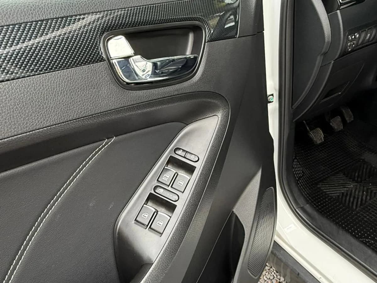 DFSK 580 1.8 COMFORT 2023 - Imagen 8