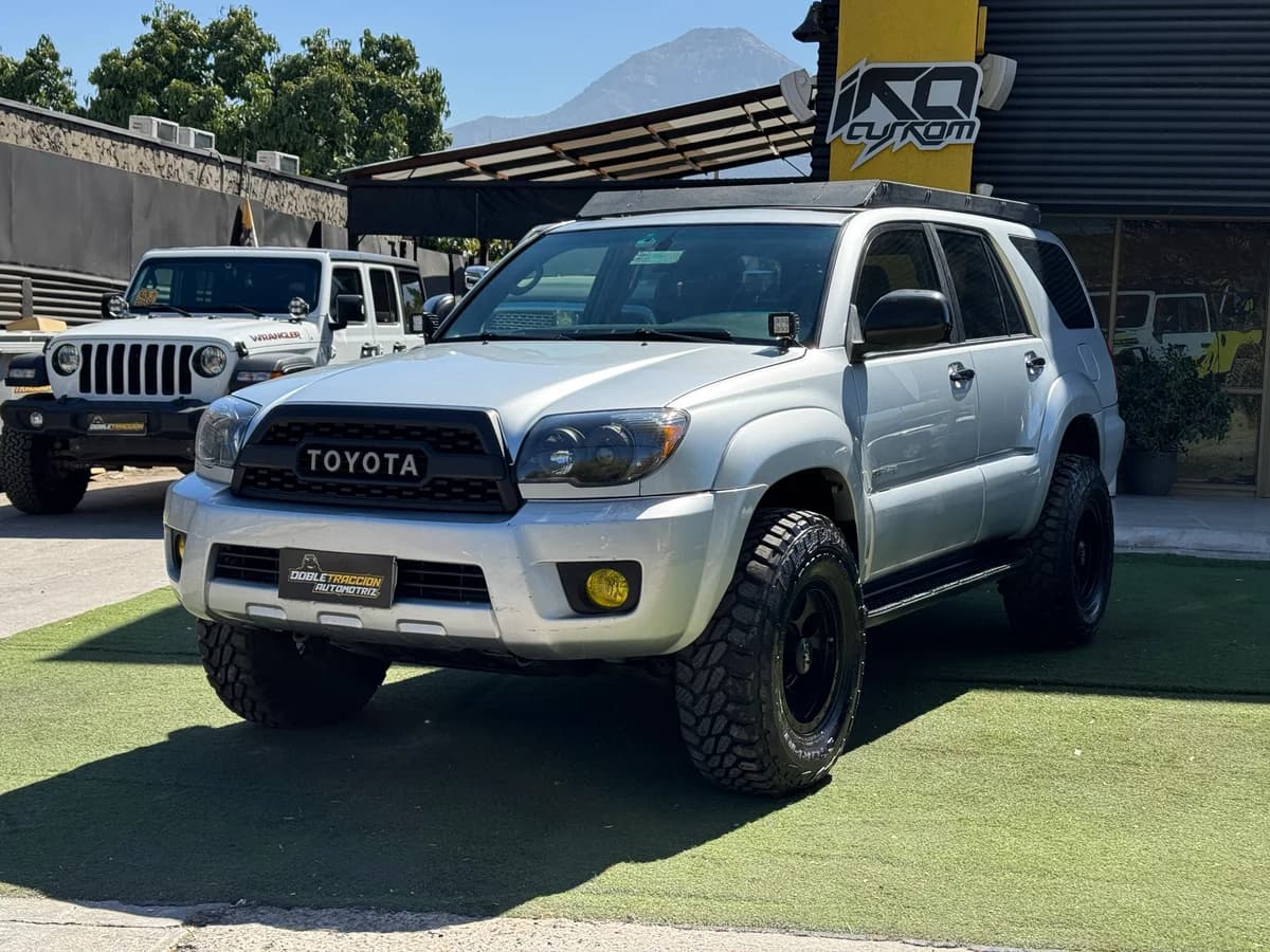 Toyota 4Runner SR5 2007 - Imagen 3