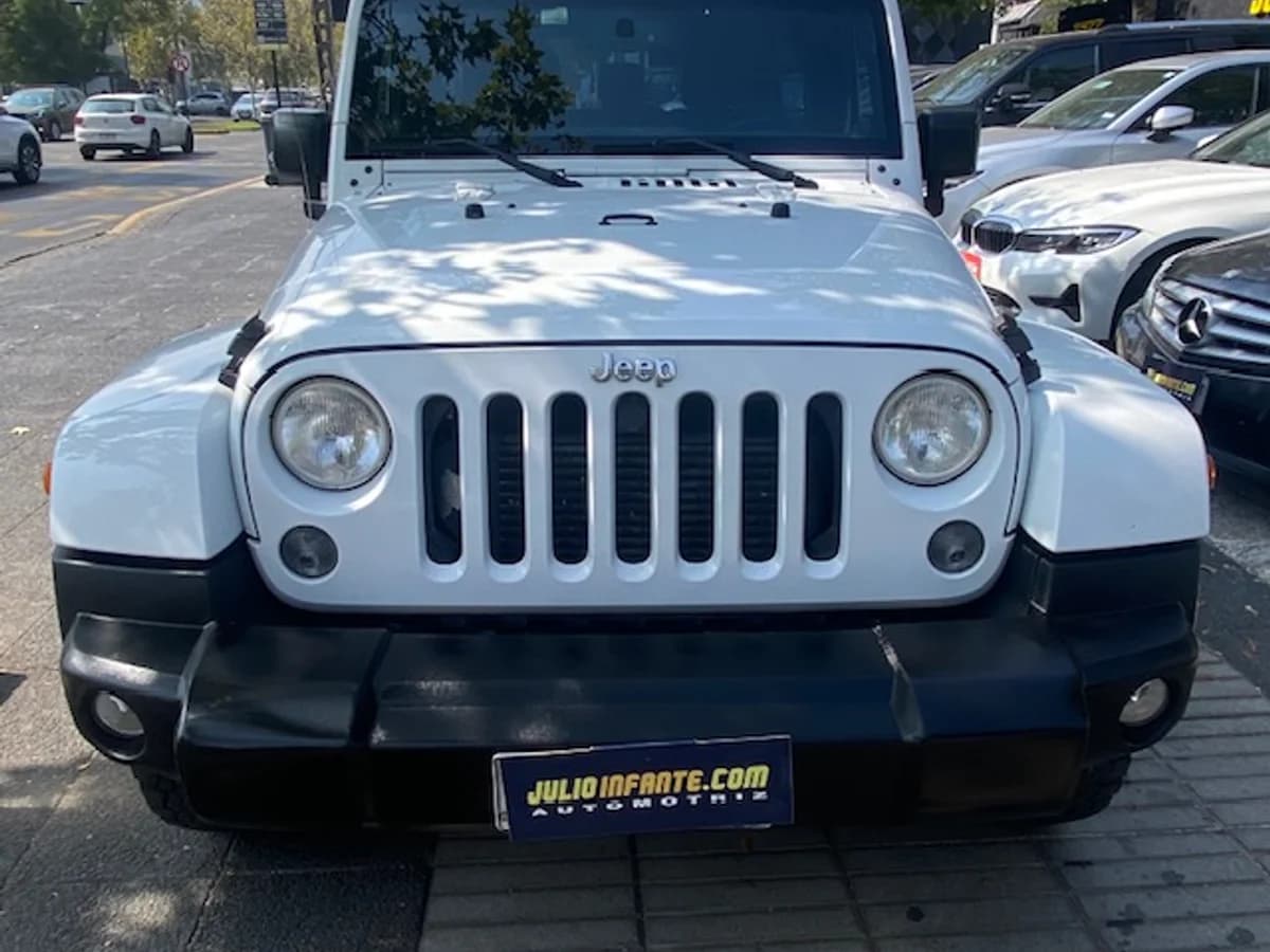 JEEP WRANGLER UNLTD Sahara 4x4 2.8 2015 - Imagen 3