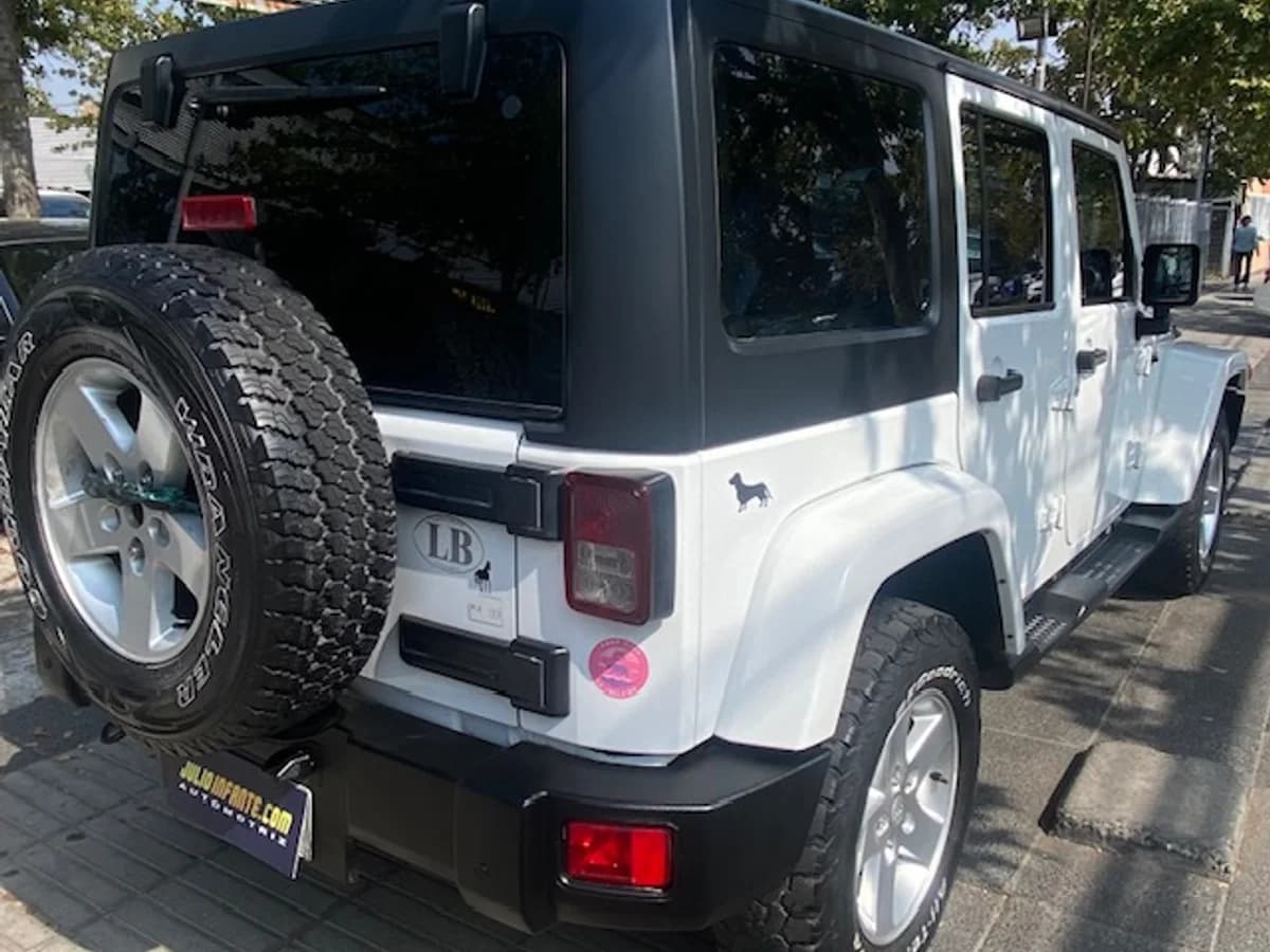 JEEP WRANGLER UNLTD Sahara 4x4 2.8 2015 - Imagen 2