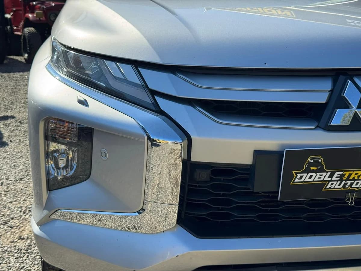 MITSUBISHI L200 DAKAR HP - Imagen 3