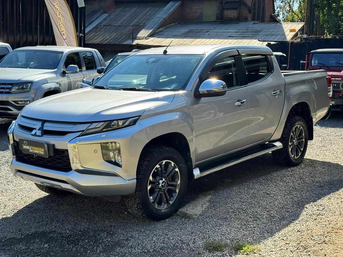 MITSUBISHI L200 DAKAR HP - Imagen 5