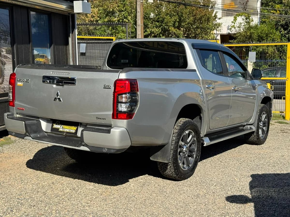 MITSUBISHI L200 DAKAR HP - Imagen 8