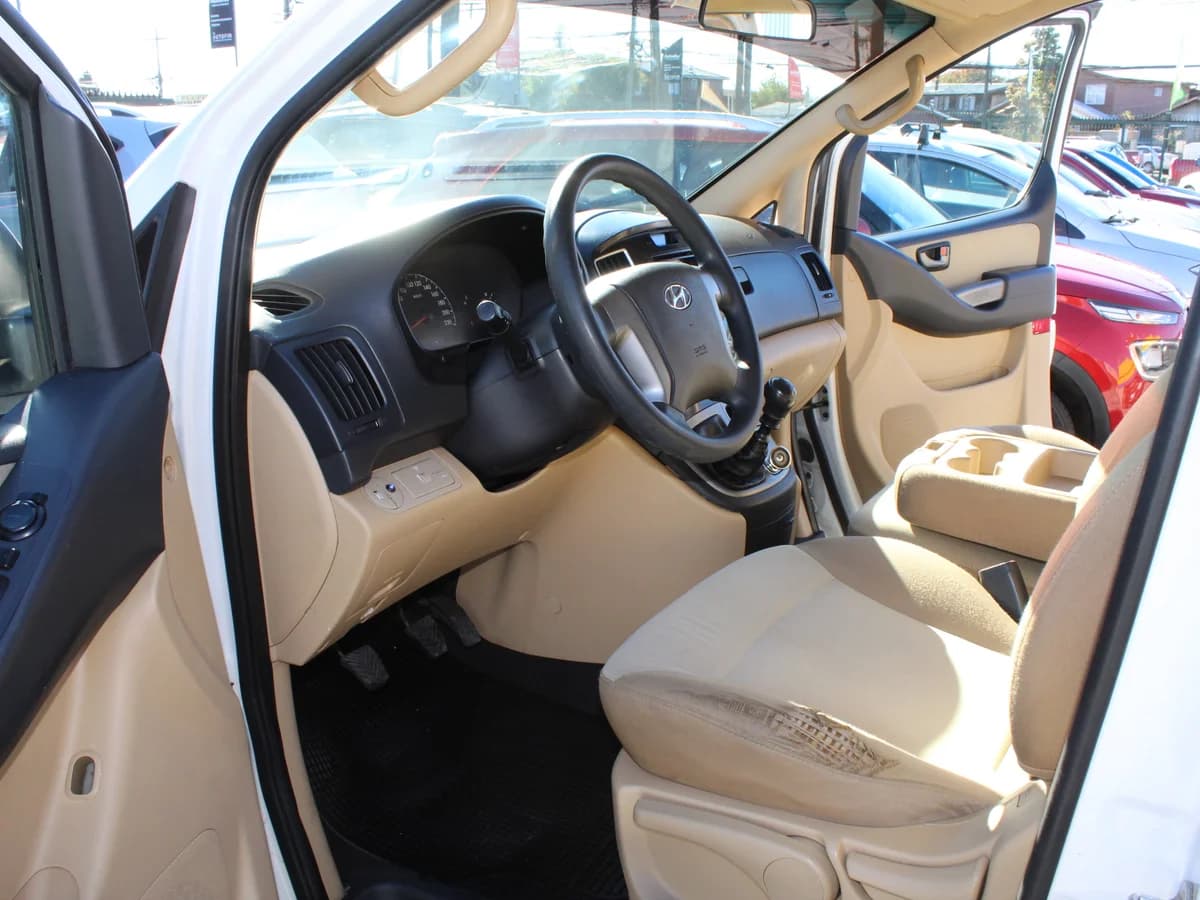HYUNDAI H1 GLS CRDI 2.5 2018 - Imagen 12