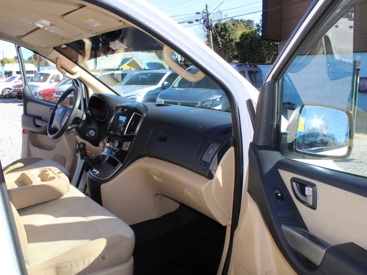 HYUNDAI H1 GLS CRDI 2.5 2018 - Imagen 5