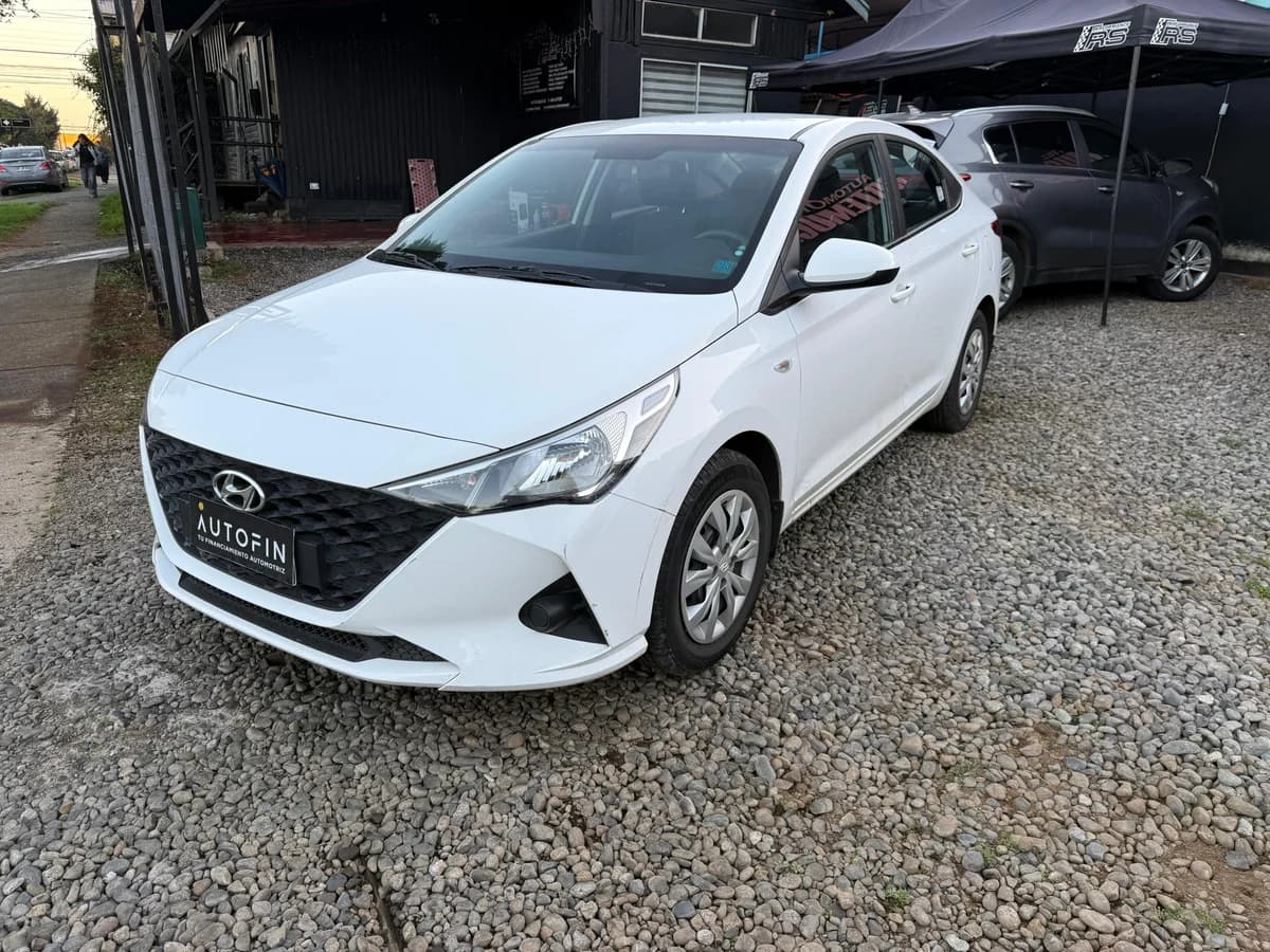 HYUNDAI ACCENT HCI 1.4 MT6 PLUS, 2022 - Imagen 2