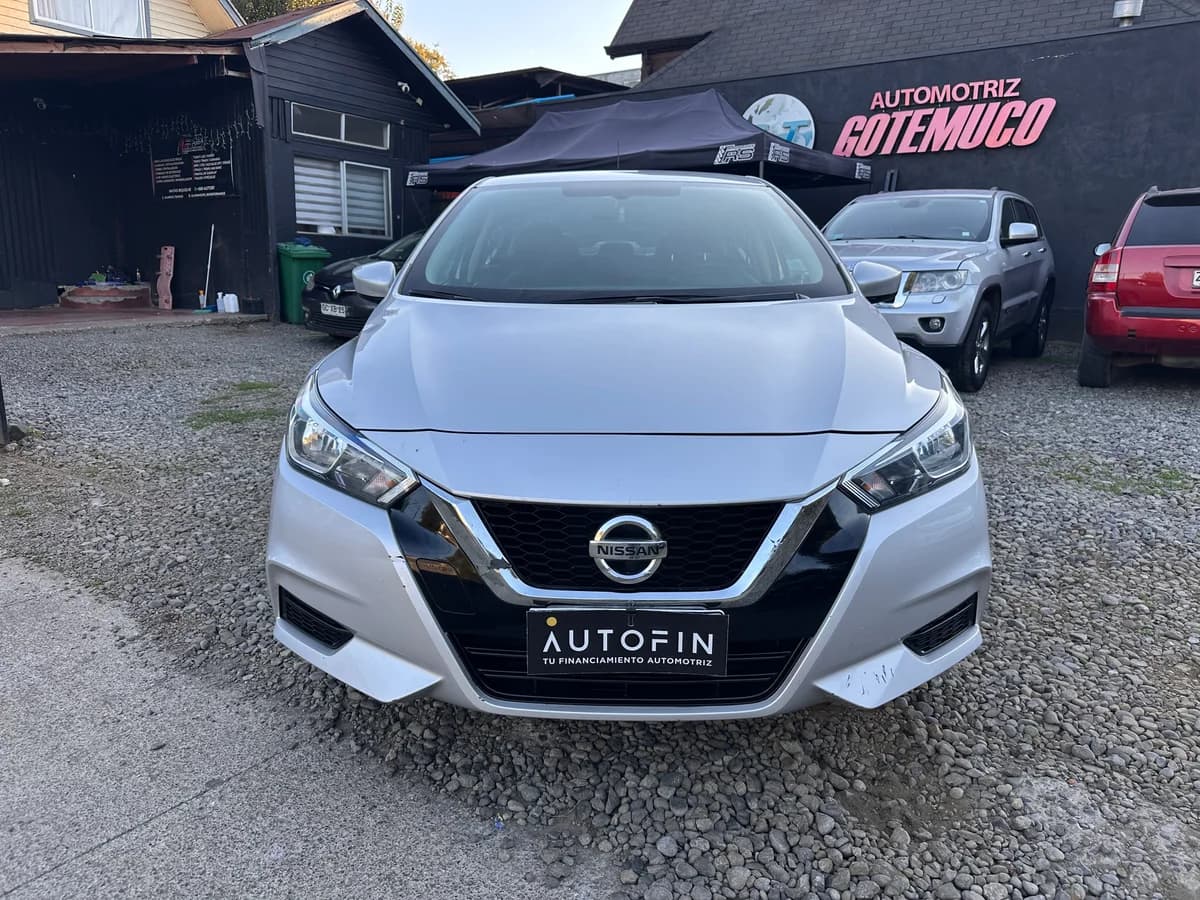 Nissan versa 1.6 MT 2022 - Imagen 2