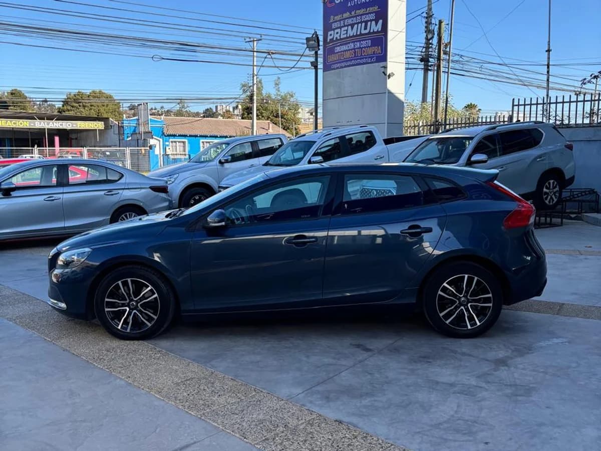VOLVO V40 T3 HB 1.5 - Imagen 4