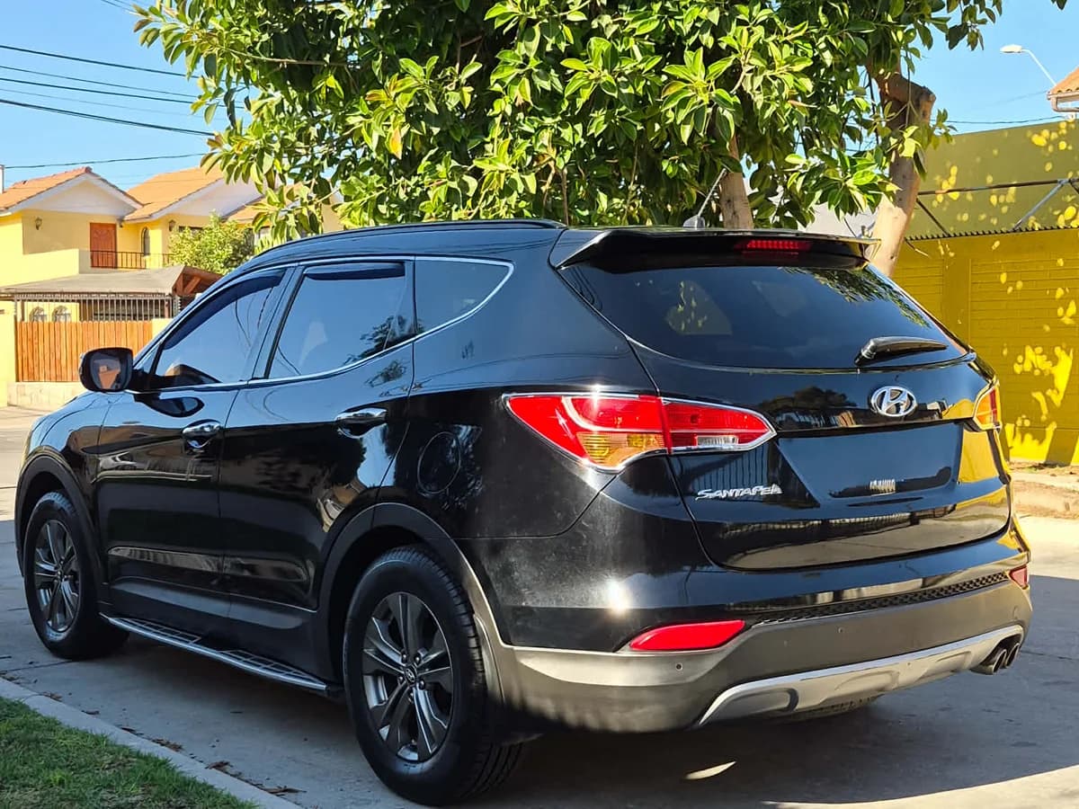 HYUNDAI SANTA FE GLS 4X4 2.4 - Imagen 5