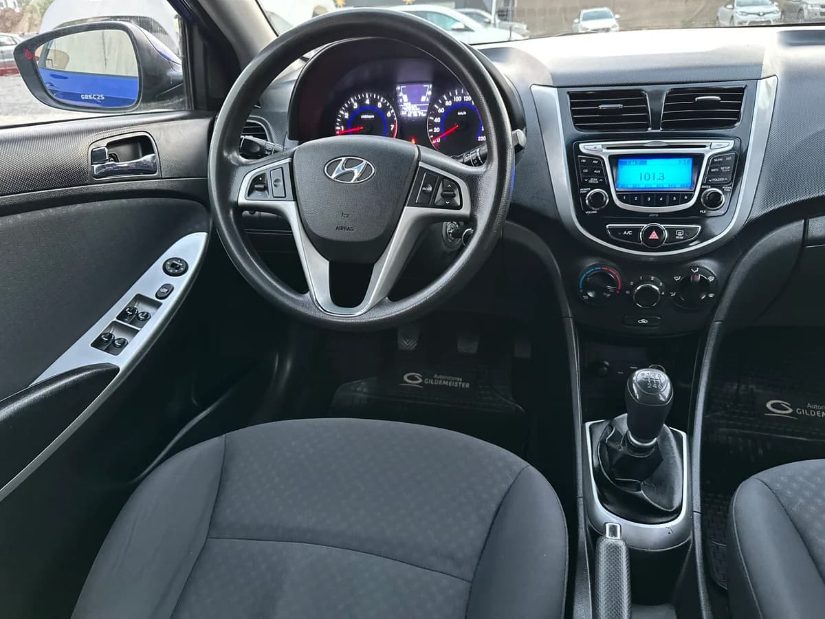 HYUNDAI ACCENT 1.4 RB HB GLS AC 2AB ABS - Imagen 19