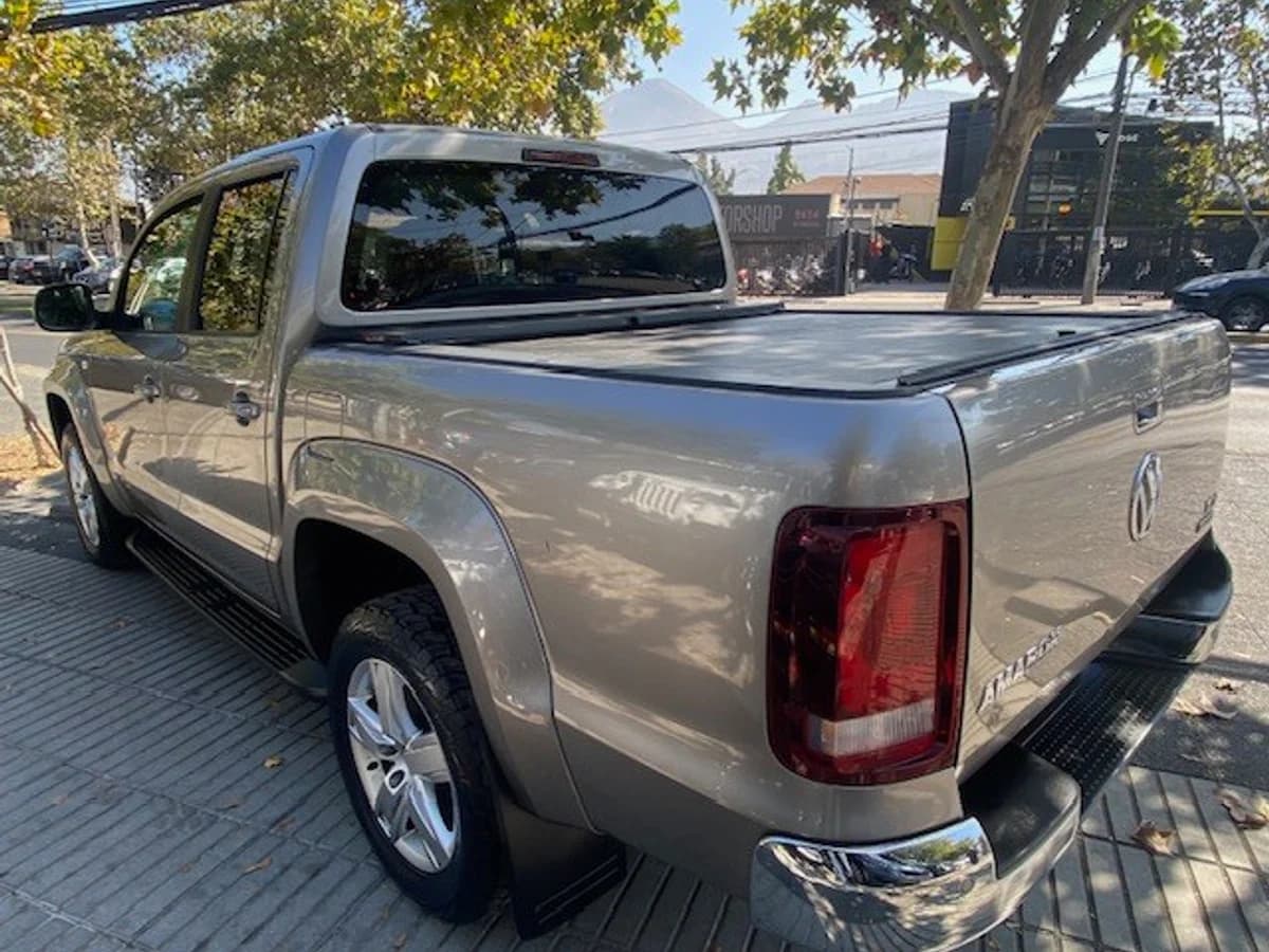 VOLKSWAGEN AMAROK Highline 4x4 2.0 AT 2019 - Imagen 6
