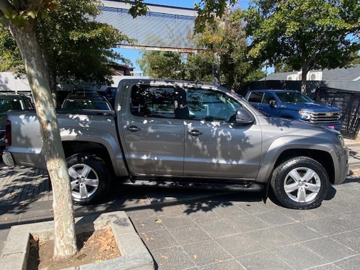 VOLKSWAGEN AMAROK Highline 4x4 2.0 AT 2019 - Imagen 7