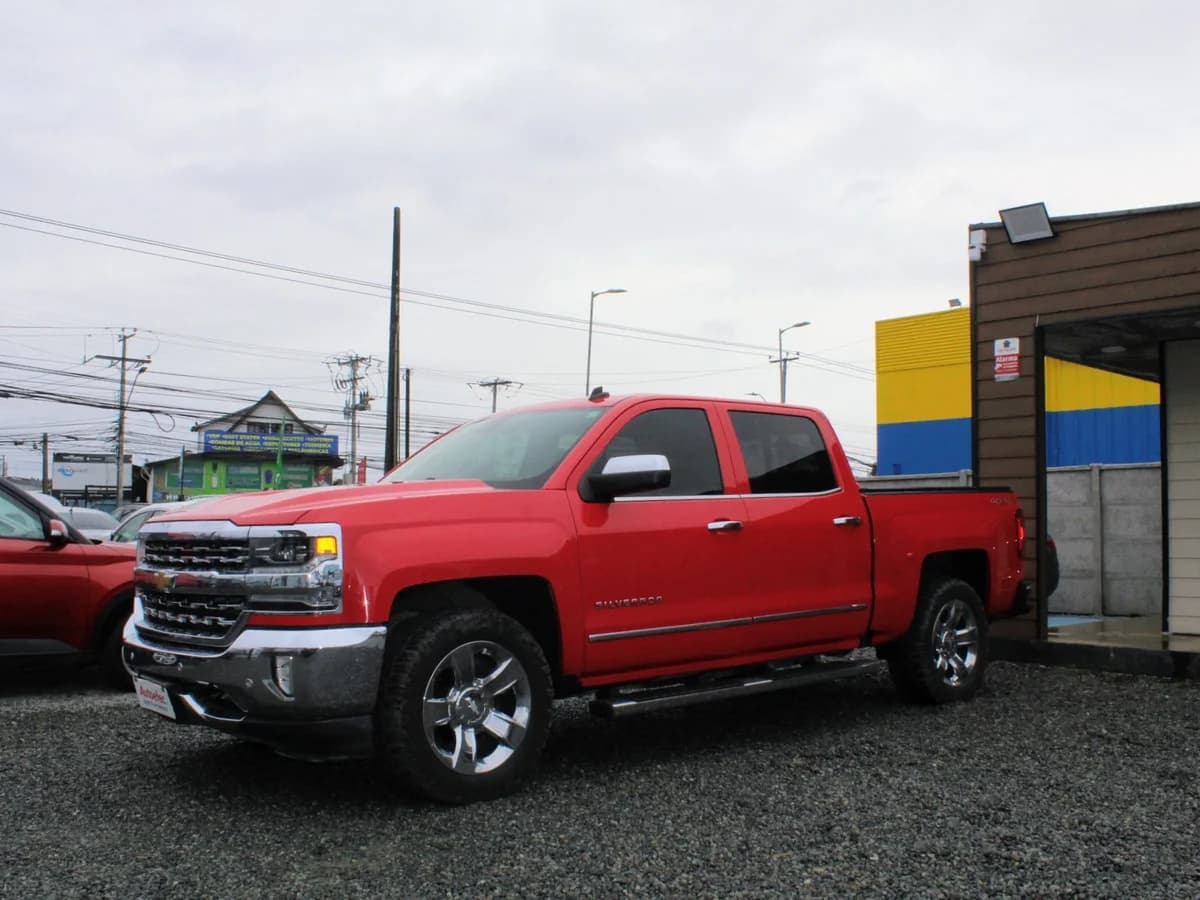 CHEVROLET SILVERADO LTZ 2018 - Imagen 1