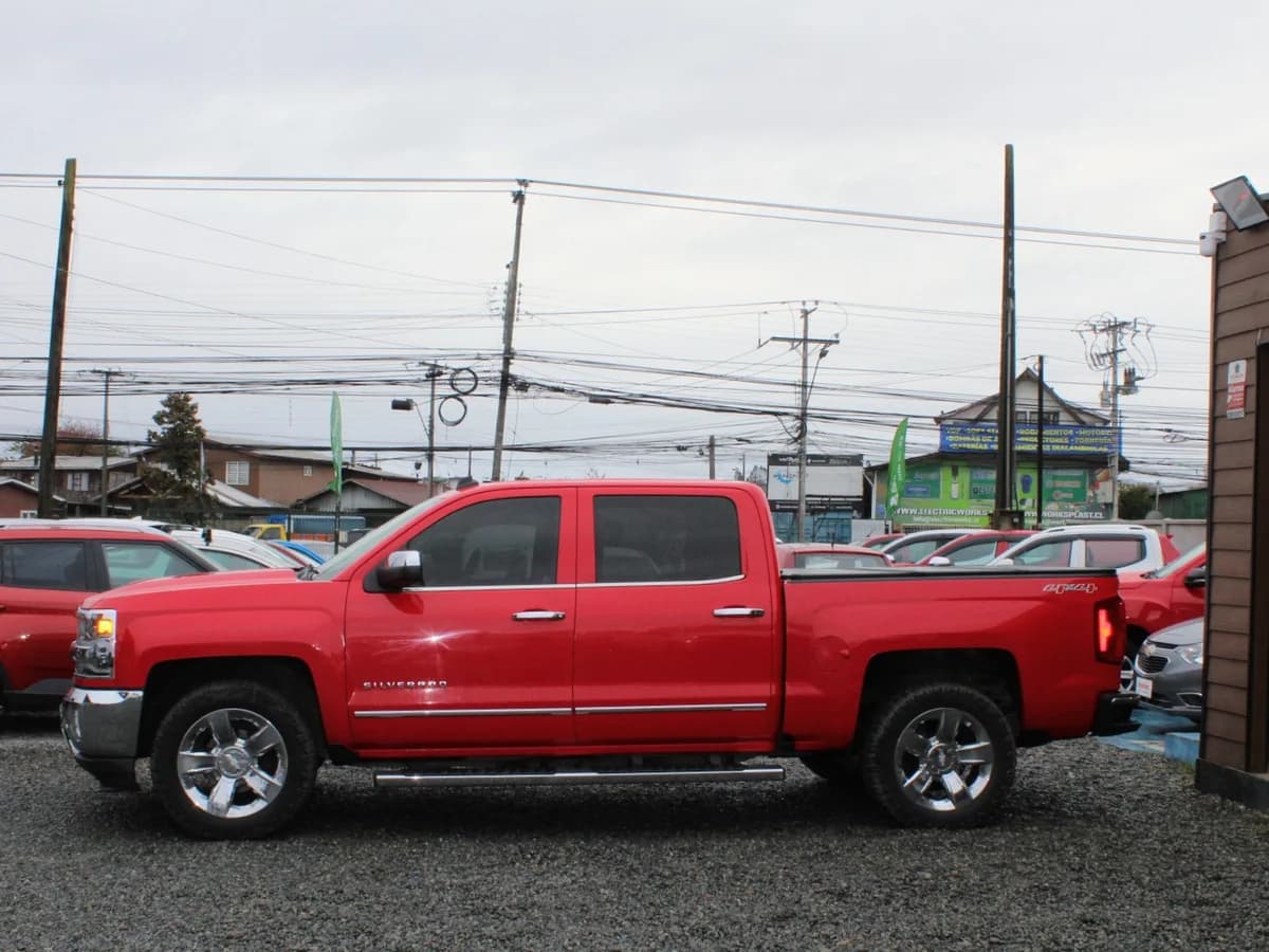 CHEVROLET SILVERADO LTZ 2018 - Imagen 12