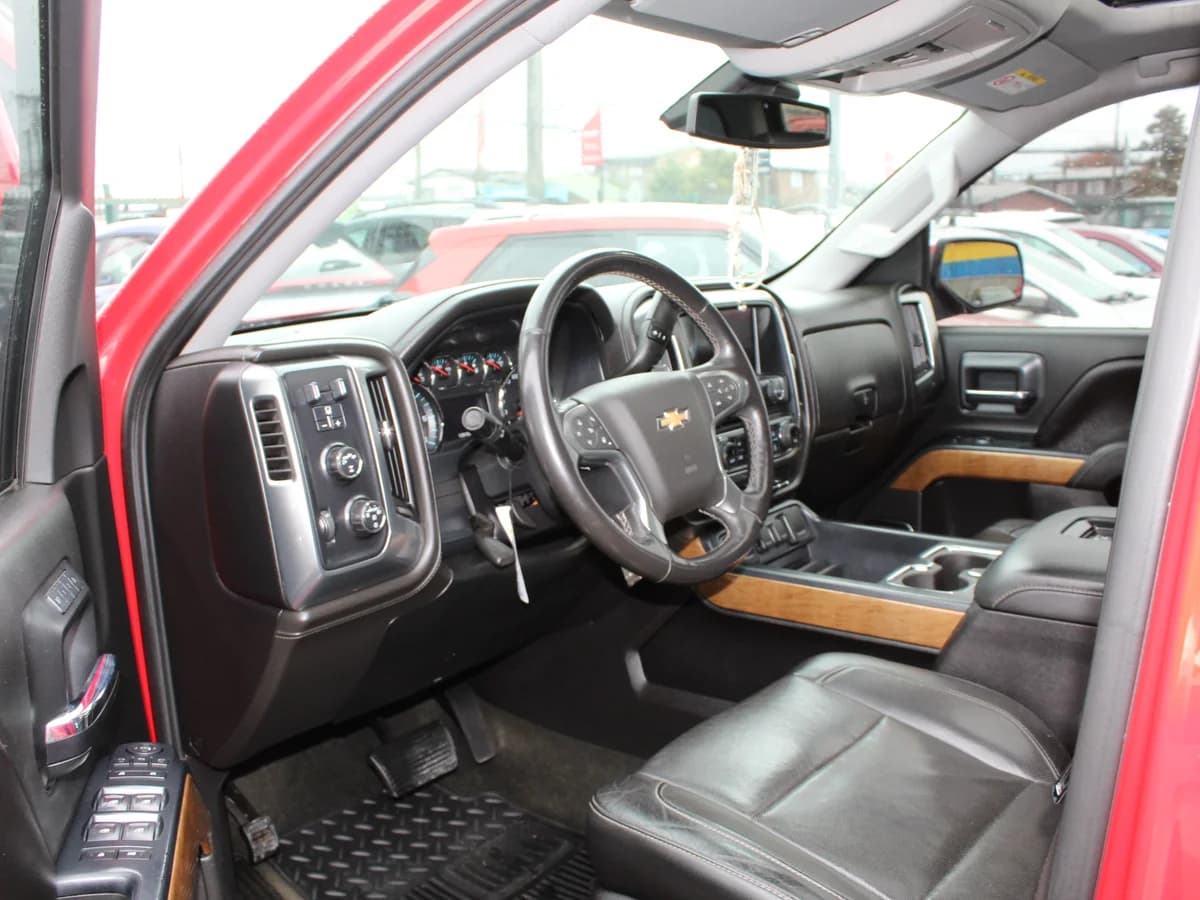 CHEVROLET SILVERADO LTZ 2018 - Imagen 11