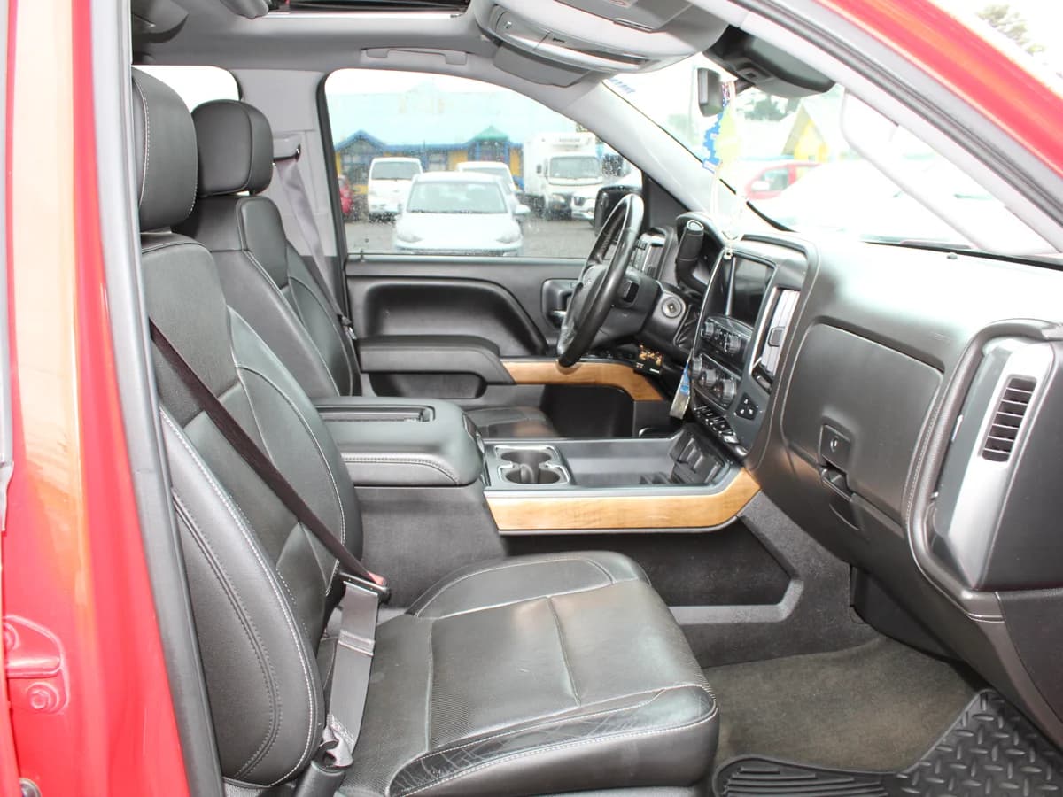 CHEVROLET SILVERADO LTZ 2018 - Imagen 6