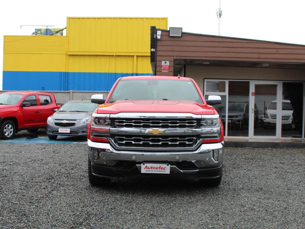 CHEVROLET SILVERADO LTZ 2018 - Imagen 3
