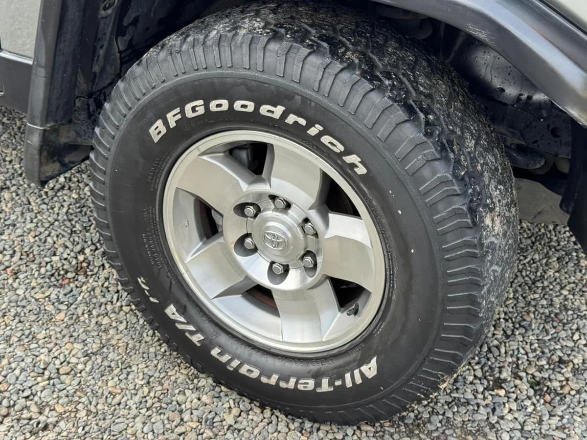 TOYOTA FJ CRUISER 2009 - Imagen 8