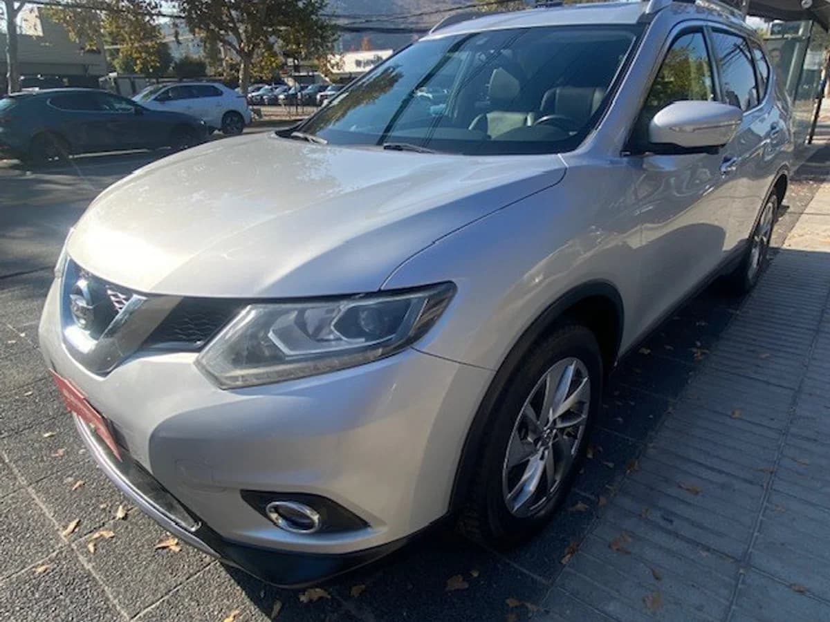 NISSAN X-TRAIL 2.5 Aut.4x4 2015 - Imagen 2