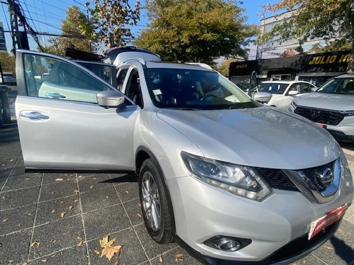 NISSAN X-TRAIL 2.5 Aut.4x4 2015 - Imagen 10