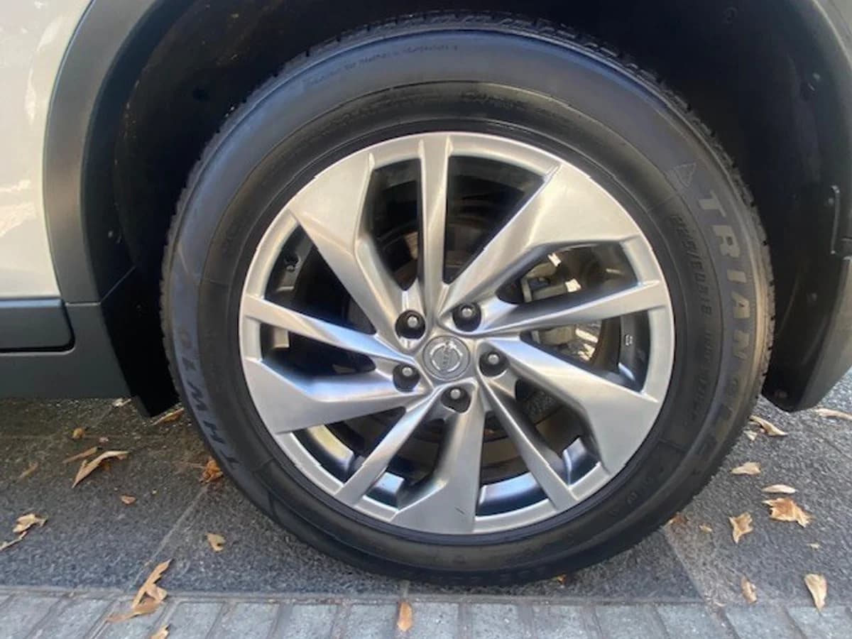 NISSAN X-TRAIL 2.5 Aut.4x4 2015 - Imagen 28