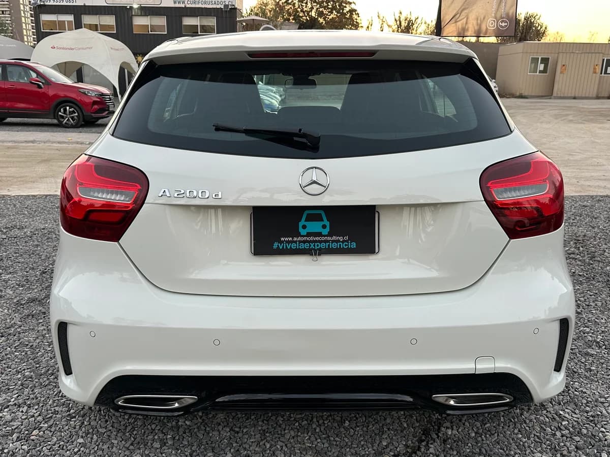 A200 2.1 CDI DCT AUT LOOK AMG DIESEL 2018 - Imagen 5